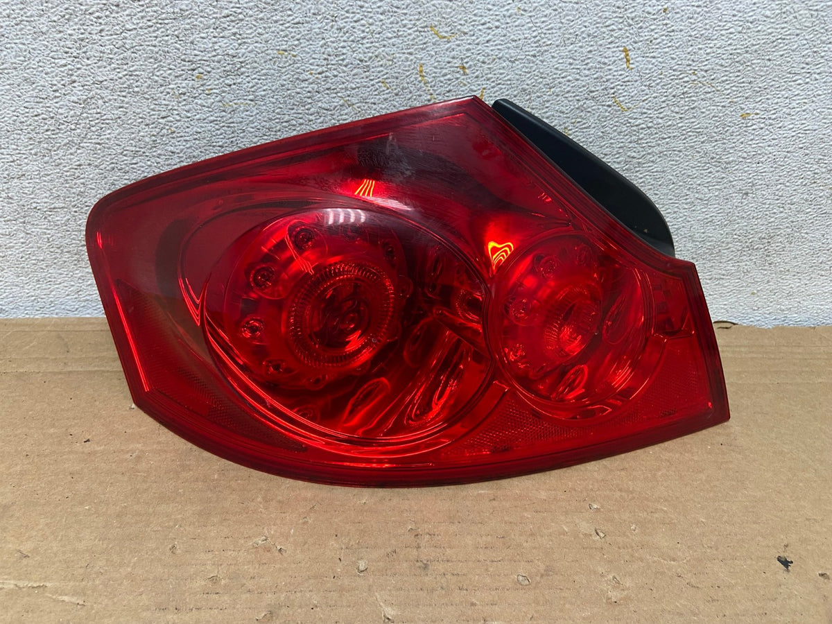 2007 to 2013 Infiniti G35 G37 Sedan Left Driver LH Side Tail Light AH8345 LK0