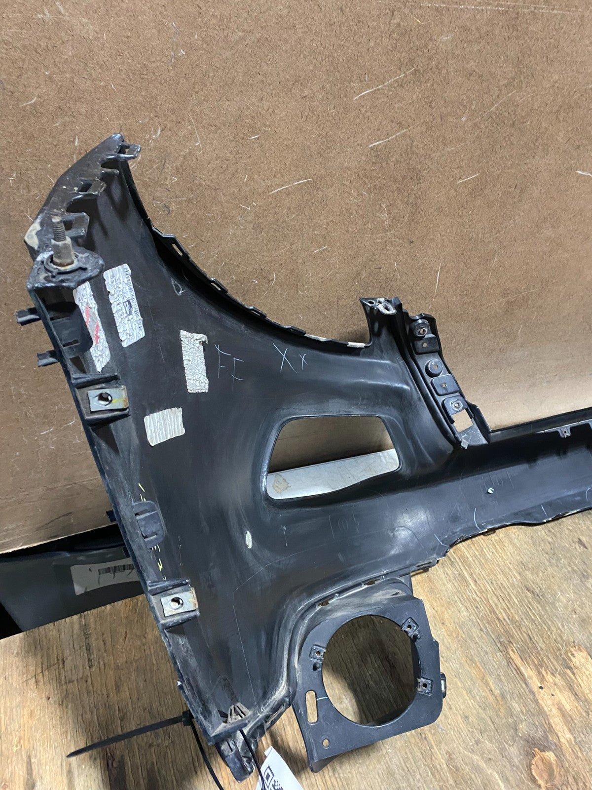 2014 to 2018 Jeep Cherokee Front Bumper Cover Plastic AE36518