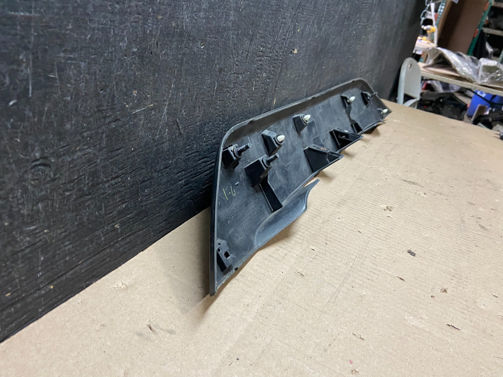 2007 to 2013 Mitsubishi Outlander Rear Hatch Tailgate Trim Molding OEM i7490 DG7
