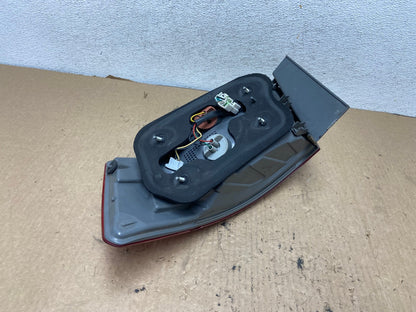 2009 to 2010 Hyundai Sonata Left Driver Lh Side Tail Light AG2414 LK5