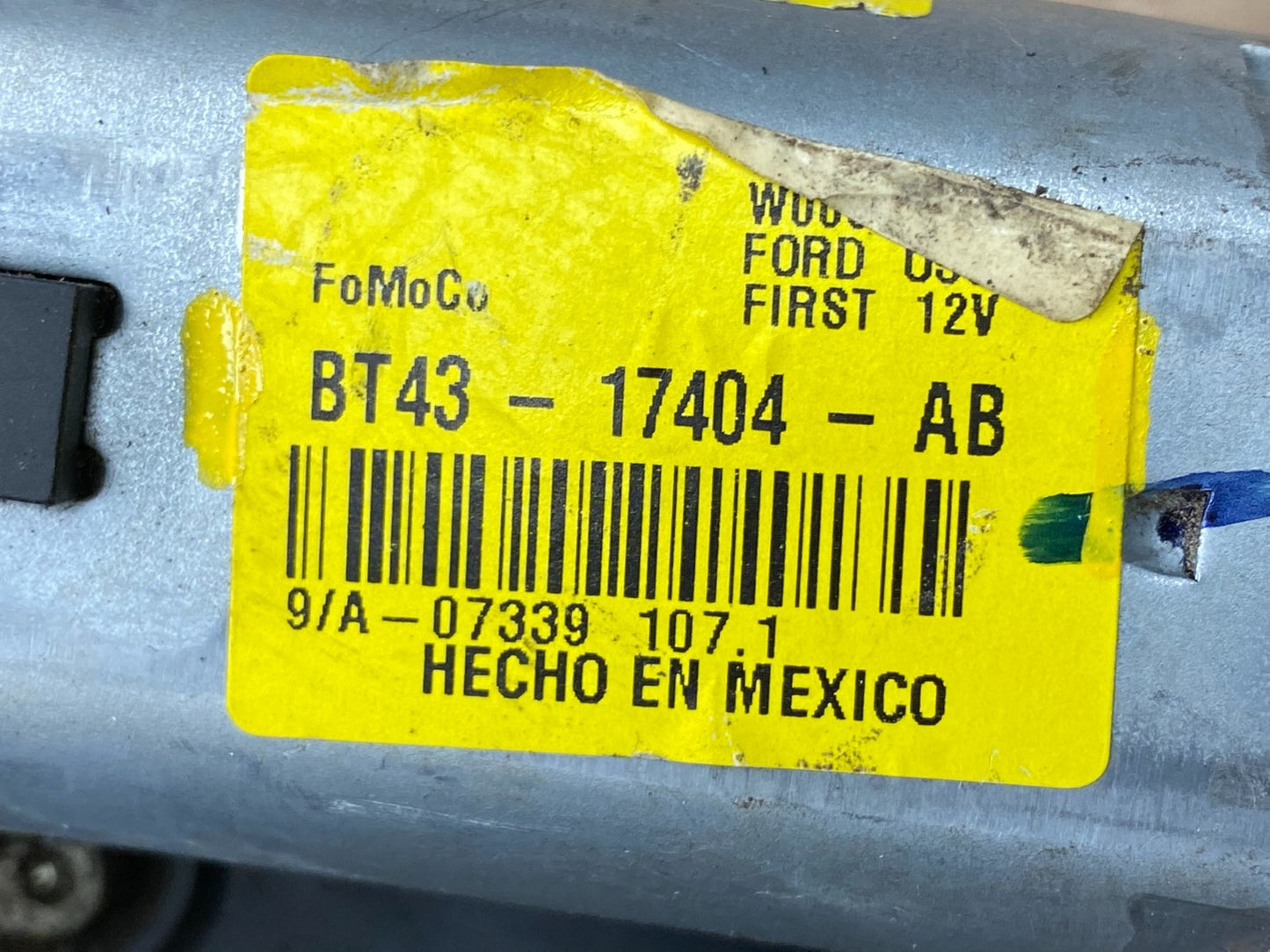 2011 to 2014 Ford Edge Licnoln MKX Rear Windshield Wiper Motor OEM V1570 DG4
