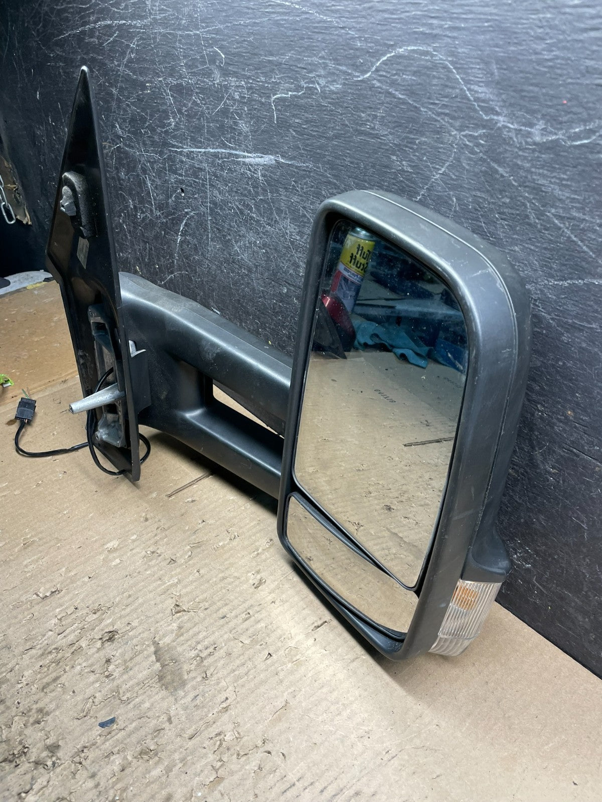 2007 to 2017 Freigtliner Sprinter Right Passenger RH View Door Mirror v8979 DG11