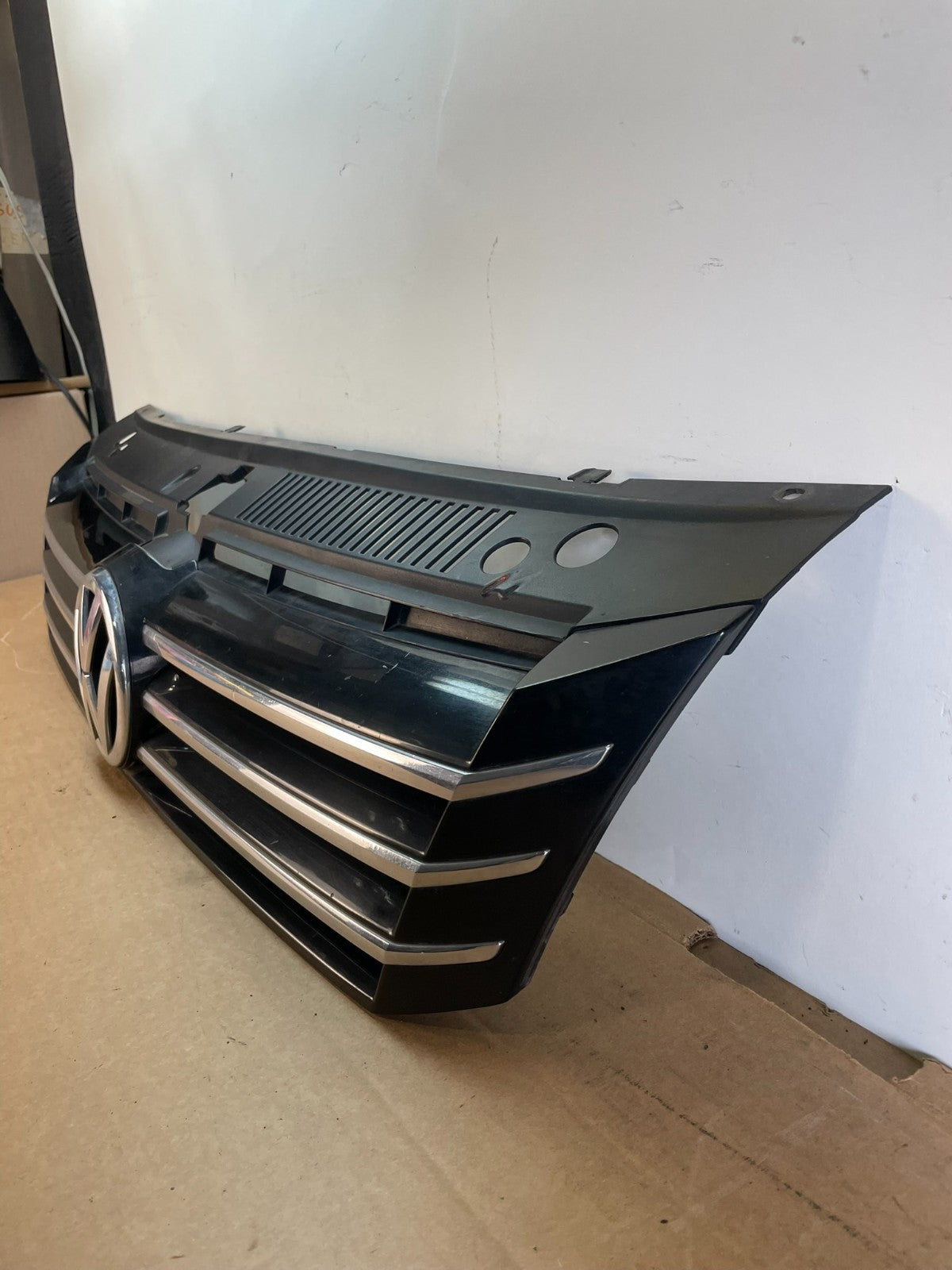 2012 to 2015 Volkswagen Passat Front Upper Grill Grille Aftermarket AD0041 DG1