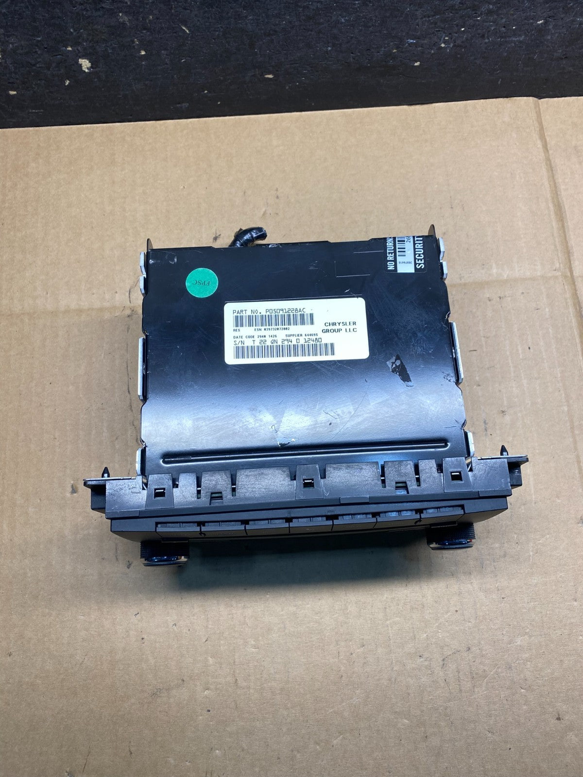 2007-2012 Chrysler Dodge Jeep Ram Radio CD MP3 AUX Receiver AI9911 DW3