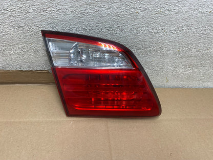 2000-2001 Infiniti i30 Left Driver Lh Side Tail Light Inner U6531 DW0