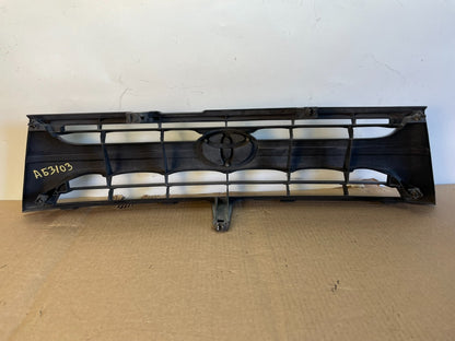 2001 to 2002 Toyota 4Runner Front Upper Grill Grille AG3103 DG4
