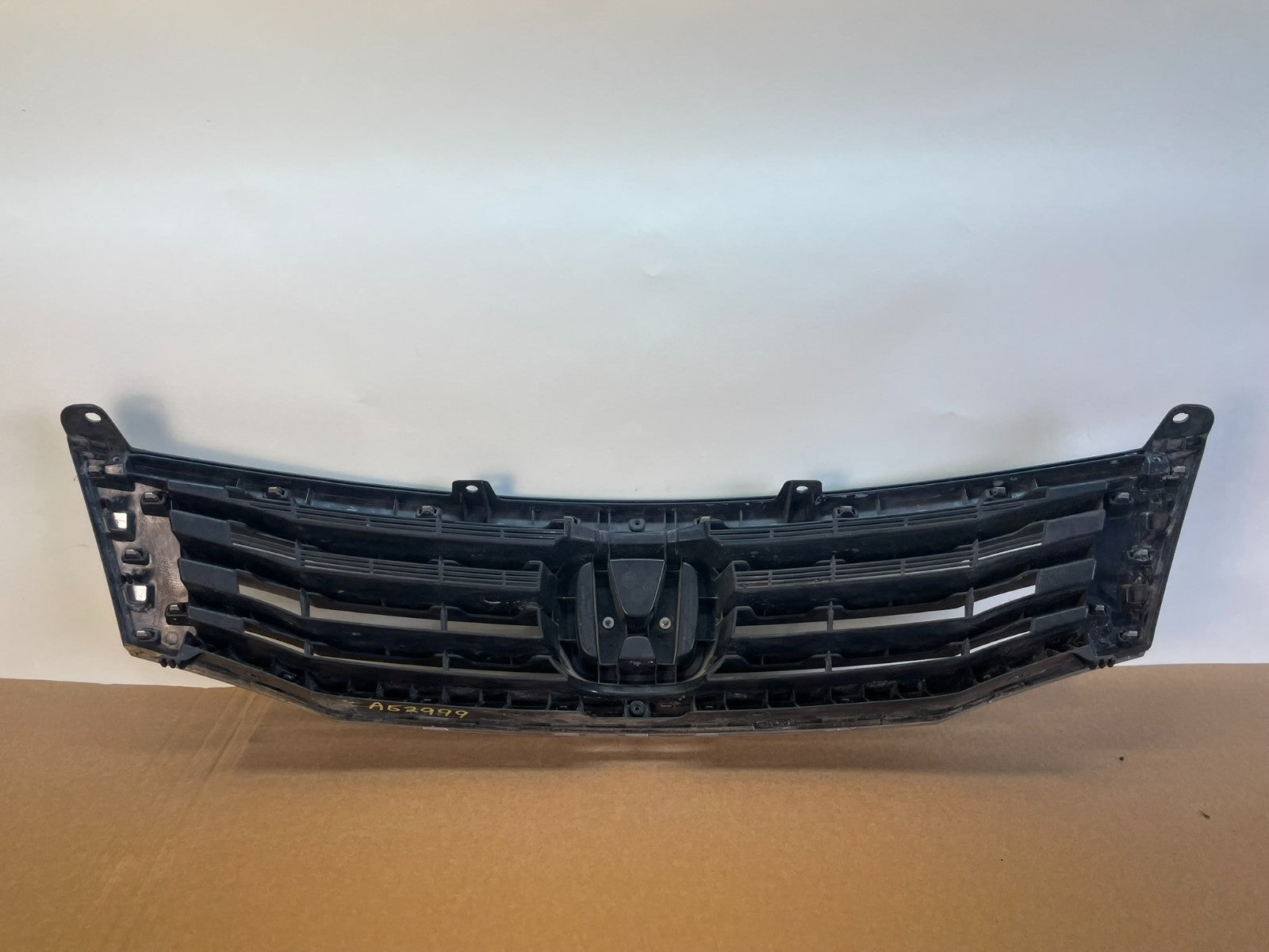 2008 2009 2010 Honda Accord Sedan Front Upper Grill Grille AG2999 DG3