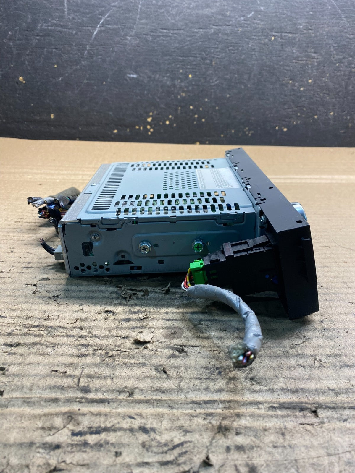 2006-2008 Honda Ridgeline AM FM Radio AUX CD Player Control Panel AA330 DG2