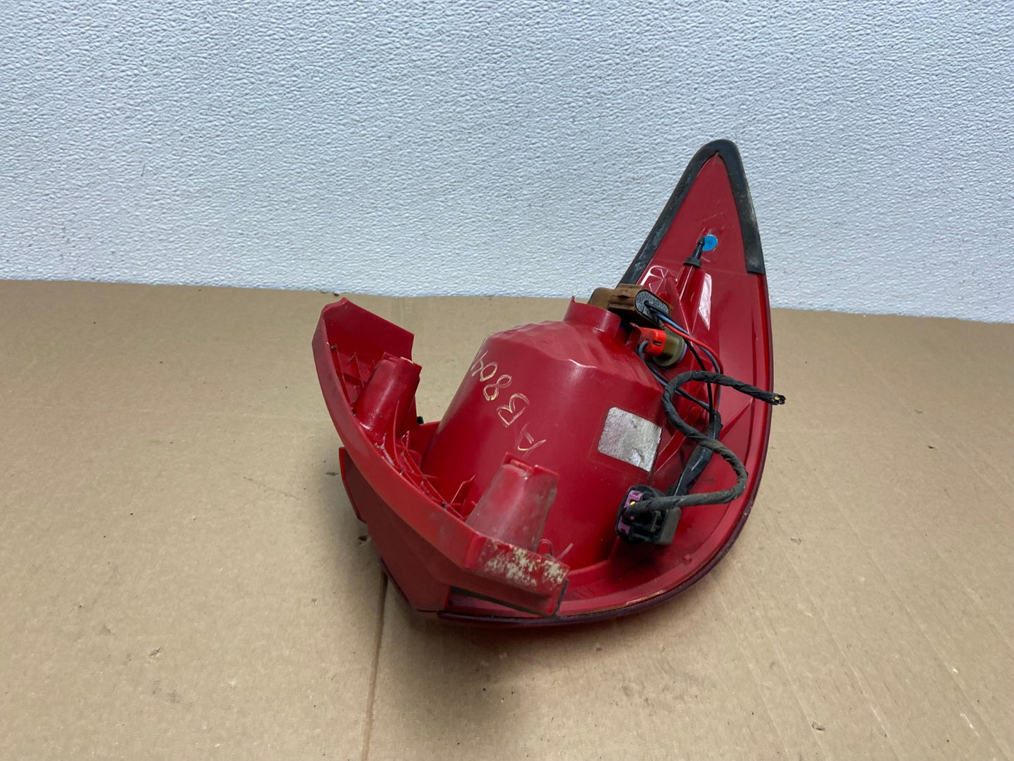 2009 2010 2011 2012 Chevrolet Traverse Left Driver LH Tail Light Oem AB8049 LK6