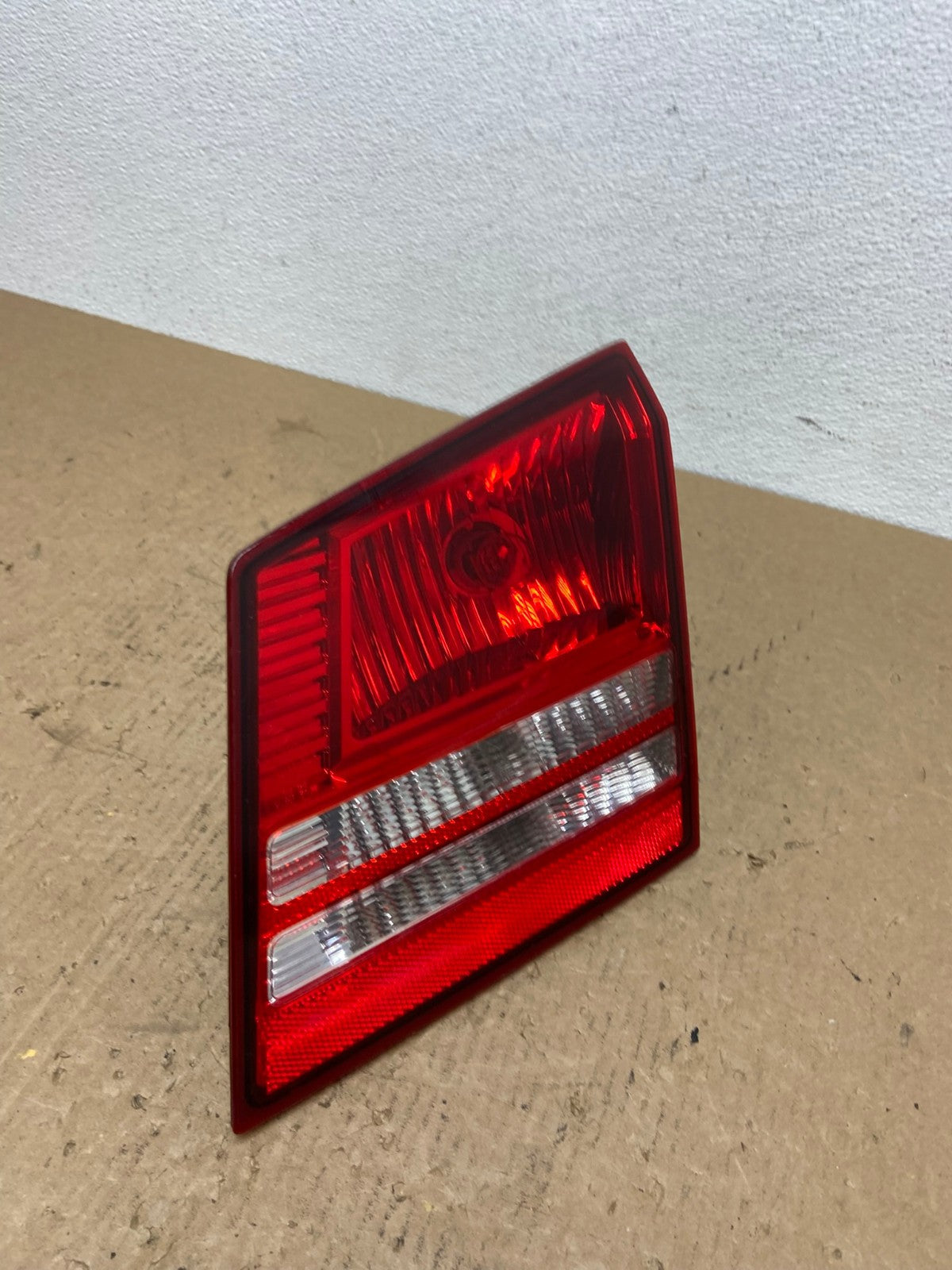 2009 2010 2011 Dodge Journey Right Passenger Rh Tail Light Inner Oem AC1557 LK2