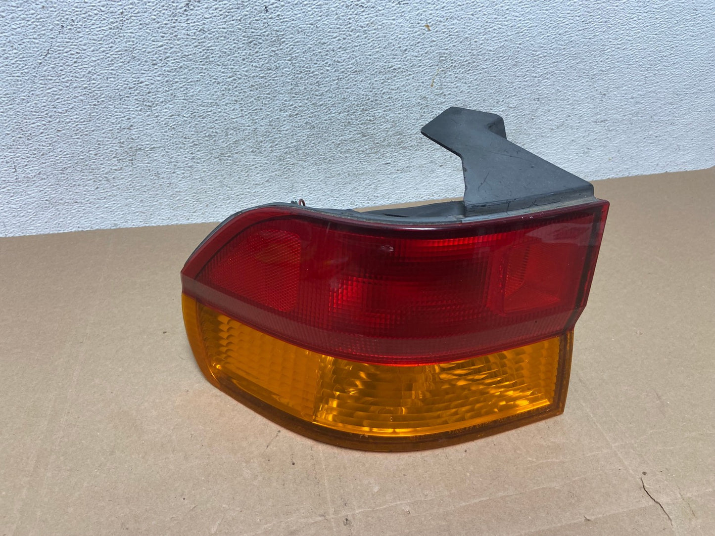 2002 2003 2004 Honda Odyssey Left Driver LH Side Tail Light AE4879 LK0