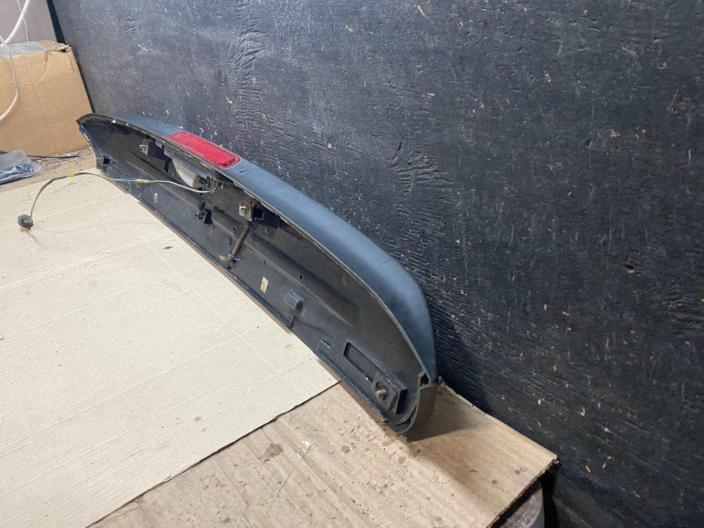 1999 to 2004 Honda Odyssey Rear Trunk Spoiler Gate Oem X0256 DG10