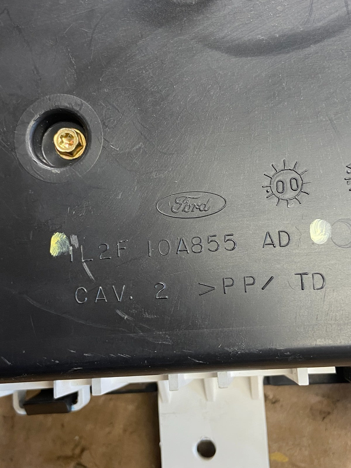 2002 Ford Explorer Speedometer Cluster Gauge AG8617 DG6