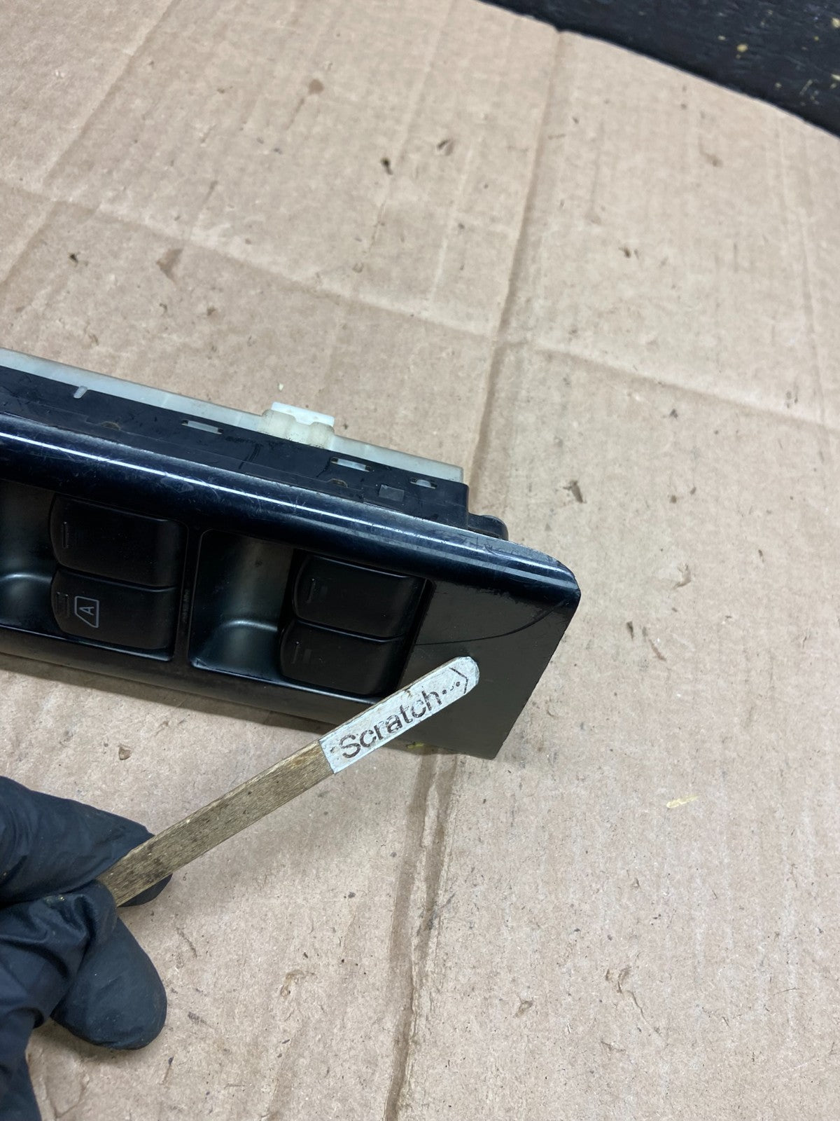2005 to 2007 Nissan Pathfinder Drivers Side Left Master Window Switch AA4810 DG1