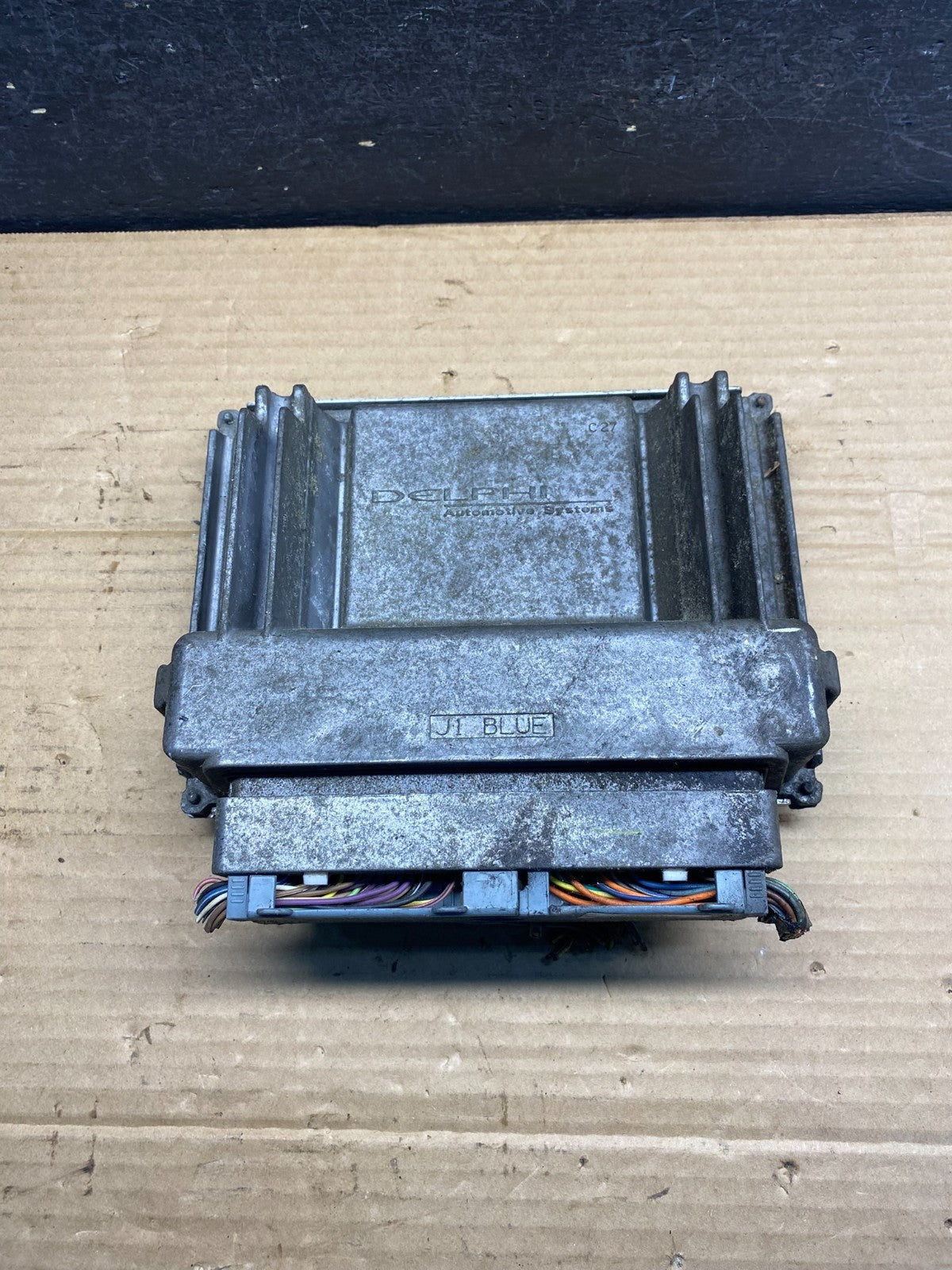 2004 GMC Envoy Silverado Engine Computer ECU ECM Module AE6229 DW1