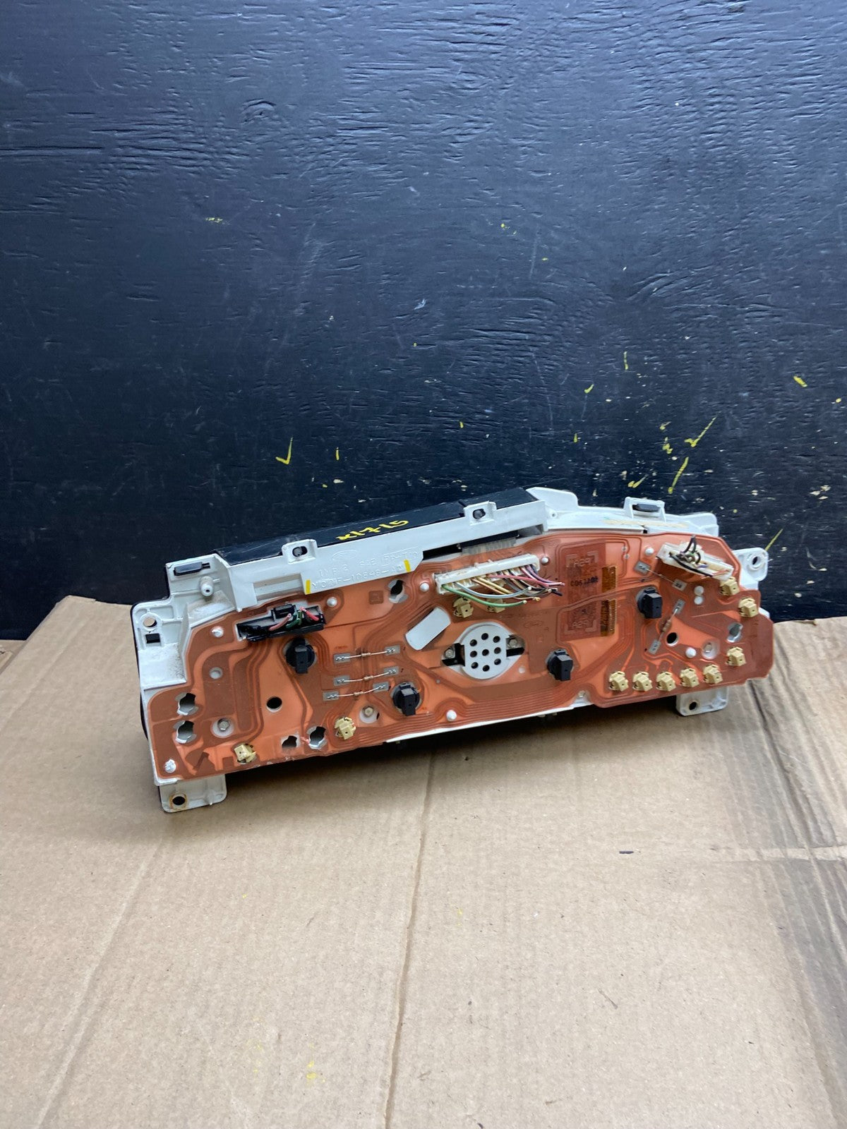 2001 - 2002 Ford Econoline E250 E350 Van Speedometer Instrument Cluster X1715 DG4