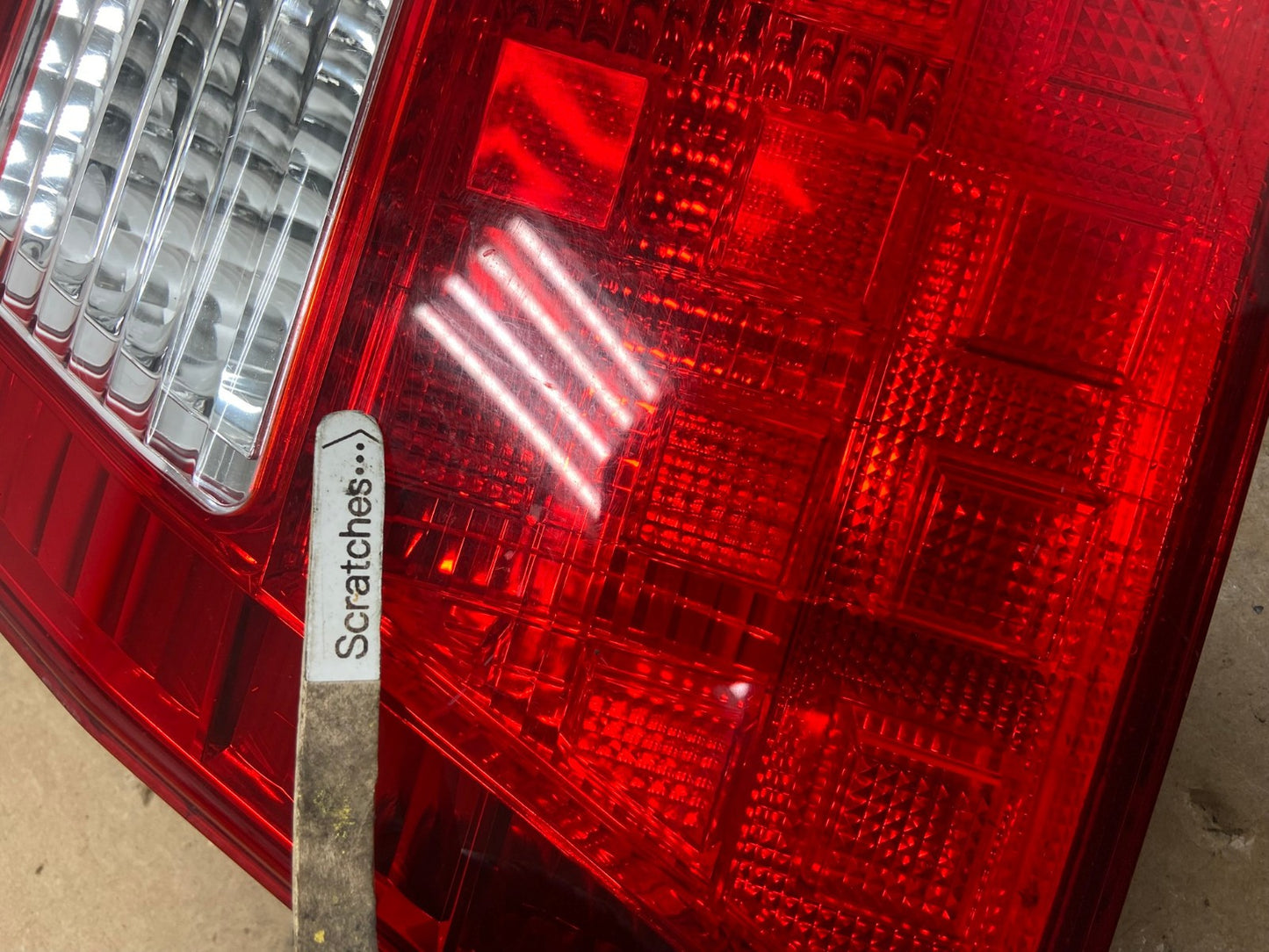 2005 2006 2007 Honda Odyssey Inner Right Passenger RH Tail Light AE6056 LK3