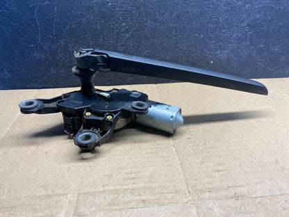2017 to 2019 Audi Q7 Rear Windshield Washer Wiper Motor AE8243 DG1
