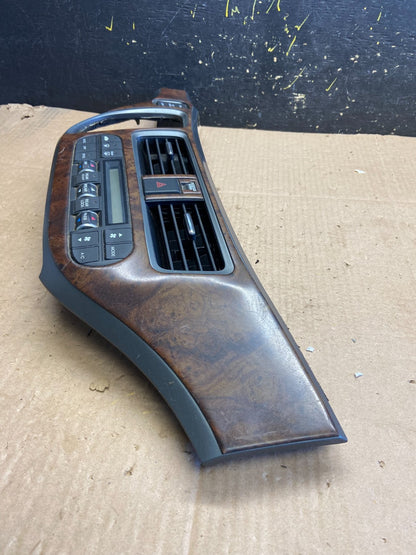 2005 to 2010 Honda Odyssey Radio Climate Control Dash Trim Bezel z0287 DG3