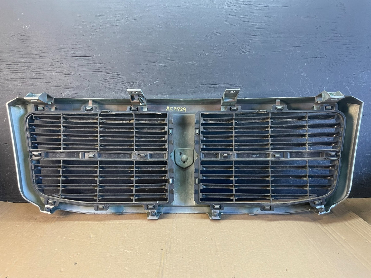 2007 2008 2009 Dodge Durango Front Upper Grill Grille AC9729 DG5