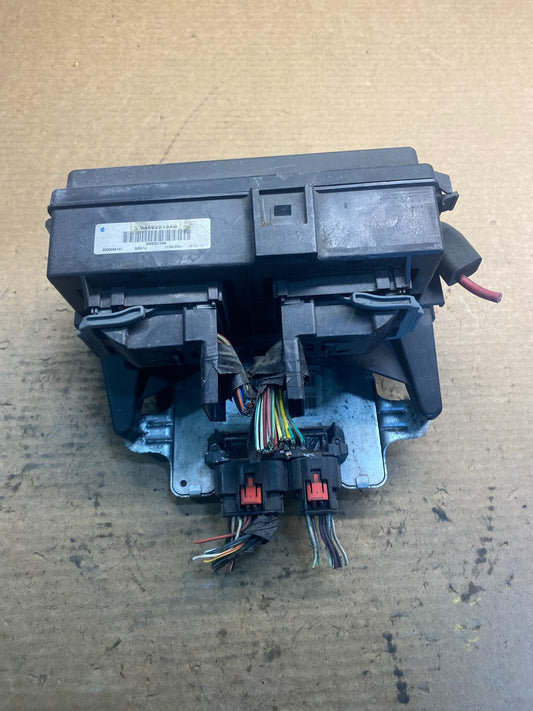 2004 2005 Dodge Durango Fusebox Fuse Box Relay Body BCM Module aa0783 DG0