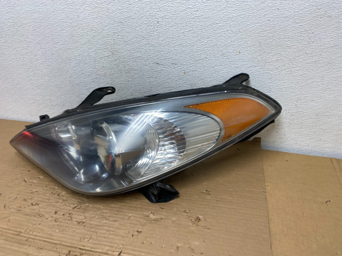 2004 2005 2006 Toyota Solara Halogen Headlight Left Driver Lh Side AD4298 DW1