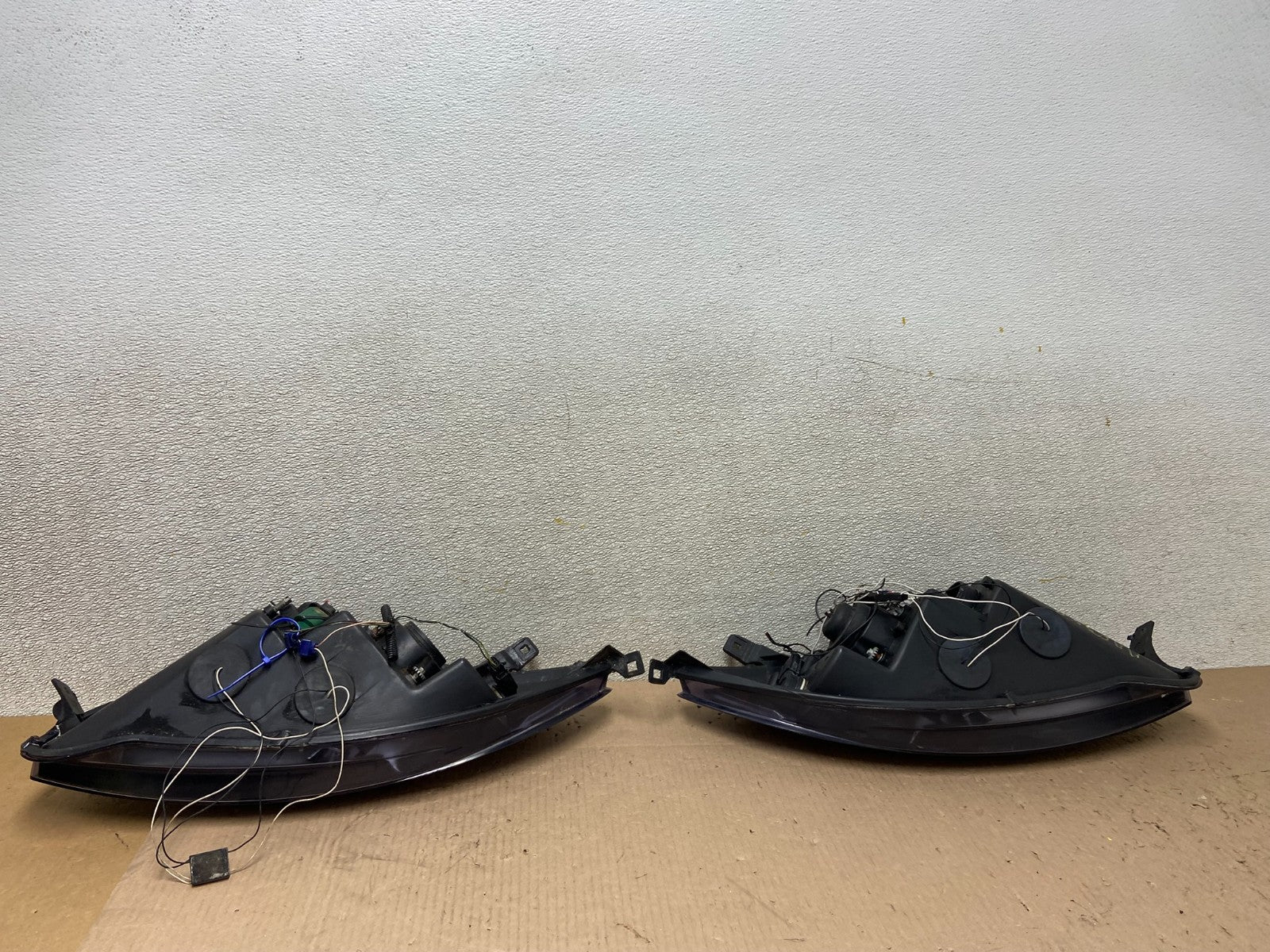 2006 - 2007 Mitsubishi Eclipse Left+Right Side Halogen Headlights AA0389 DW8