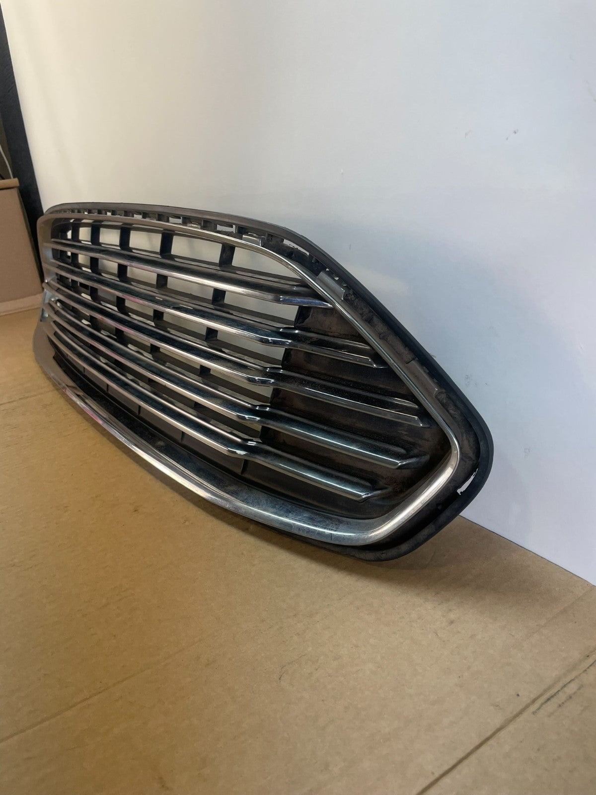2013 to 2016 Ford Fusion Front Upper Grille Chrome Grill Bumper AF5532 DW1