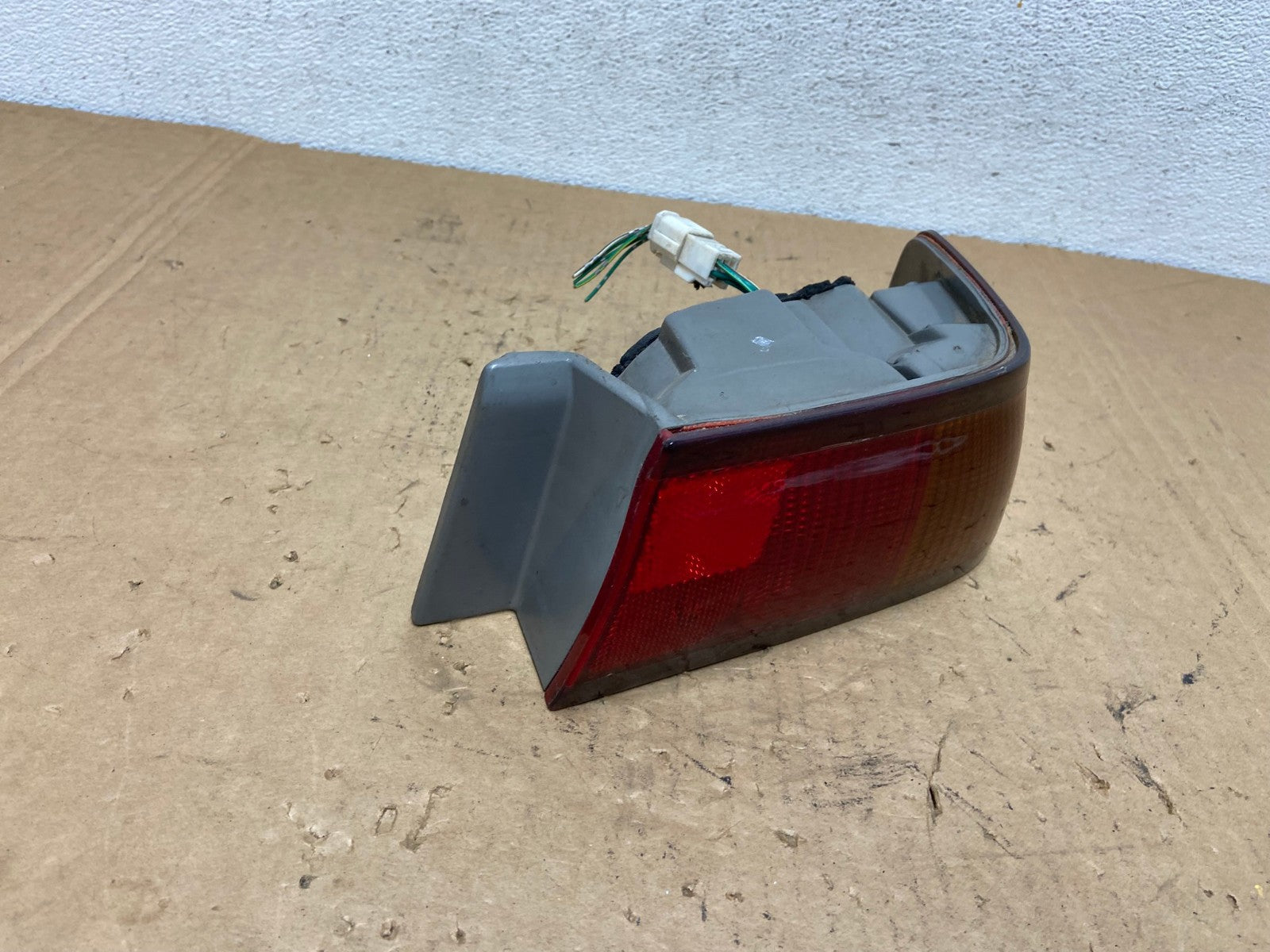1997 1998 1999 Toyota Camry Tail Light Right Passenger Rh Side AD3091 LK2