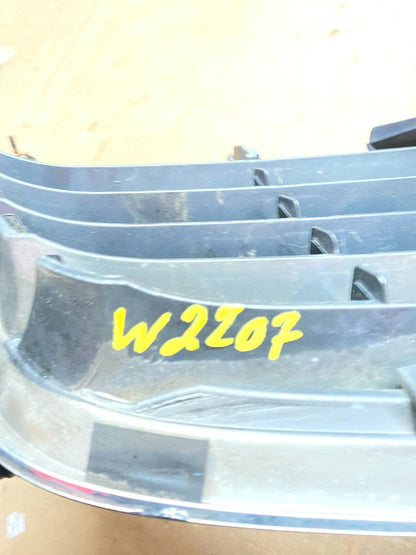 2002 to 2003 Acura RL Front Upper Grille Grill Emblem W2207 DG12