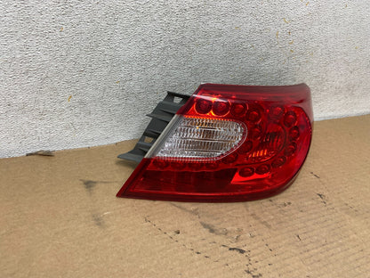 2011 2012 2013 Infiniti M37 M56 Right Passenger RH Tail Light AH4307 DW1