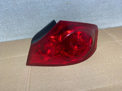 2007 to 2013 Infiniti G35 G37 Sedan Right Passenger Rh Tail Light DEPO Y8367 DW0