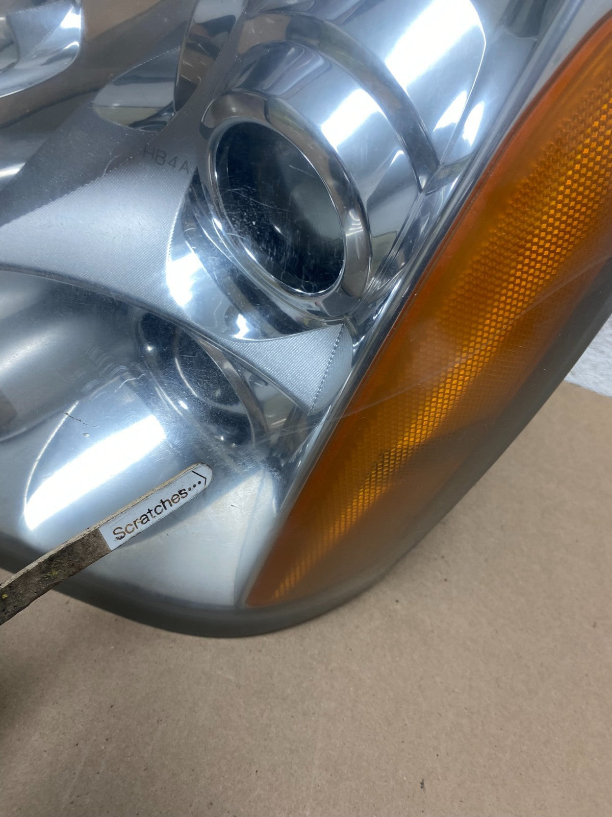 2004 to 2009 Cadillac SRX Left Driver Side Halogen Headlight AG6572 DW3
