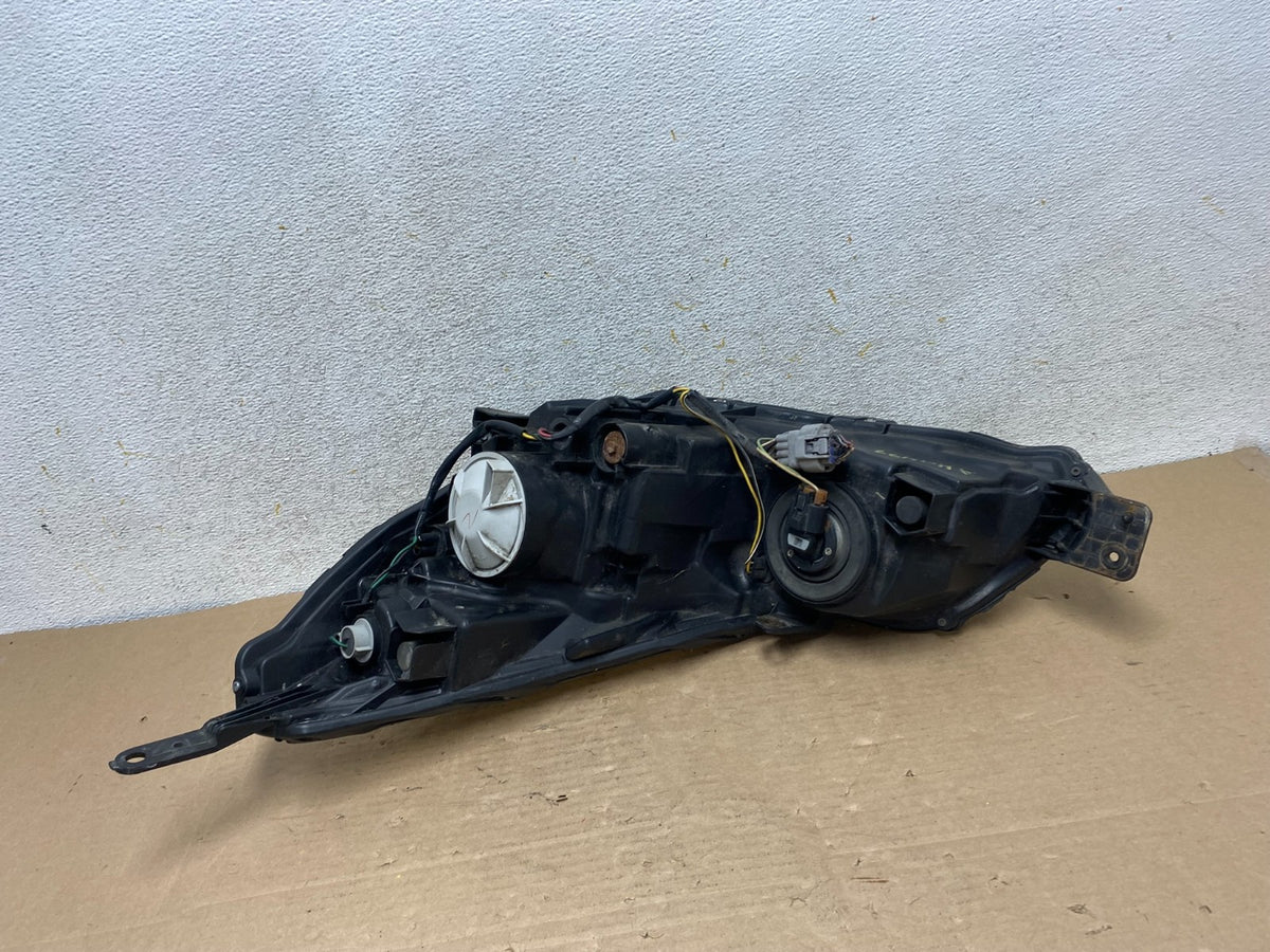 2010-2012 Subaru Legacy Outback Right Passenger Headlight AH9472 DW5