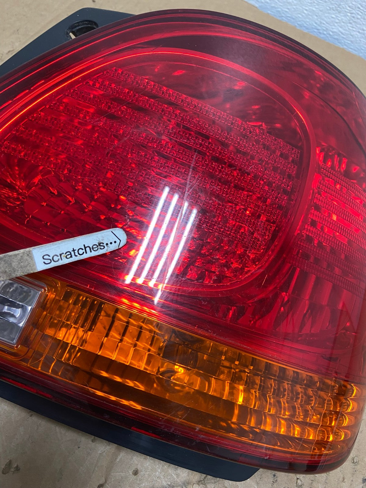 2001 - 2005 Lexus Gs300 Gs400 Gs430 Right Passenger Tail Light AD2383 LK3
