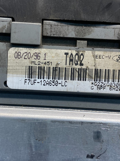 1997 Ford Van E150 E250 Engine Control Module Unit ECU ECM ad9440 DG2