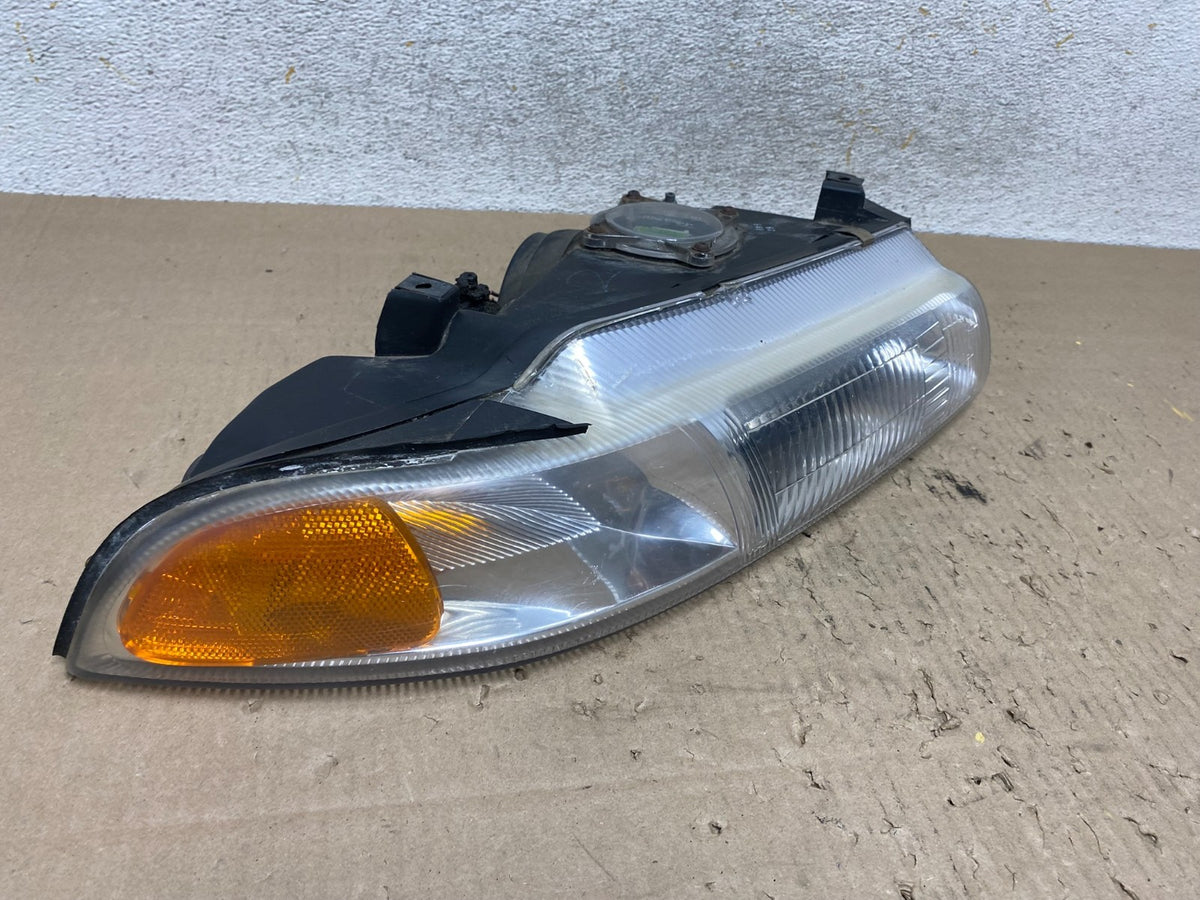 1995 to 2000 Dodge Stratus Right Passenger Halogen Headlight AI2492 DW2