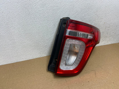 2011 2012 2013 2014 2015 Ford Explorer Right Passenger RH Tail light AF9937 LK2