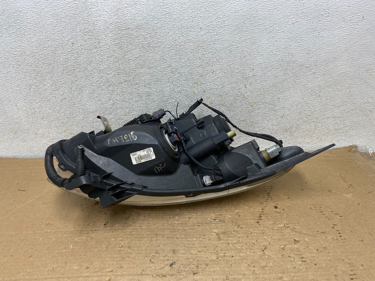 Sedan 2010 2011 2012 Nissan Altima Left Driver XENON Headlight AH9216 DW4