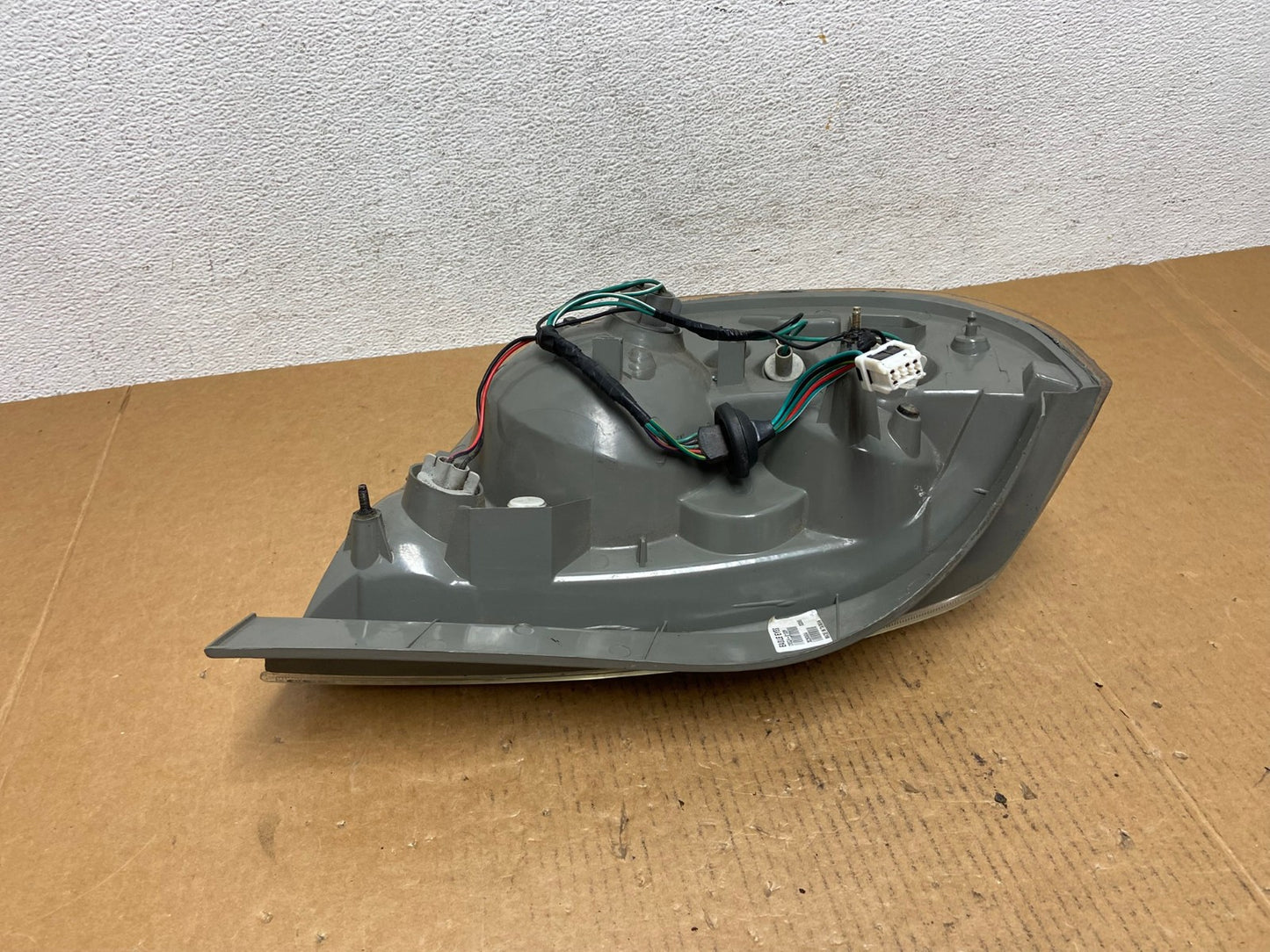 2005 to 2006 Nissan Altima Tail Light Right Passenger RH Side AE0679 LK5