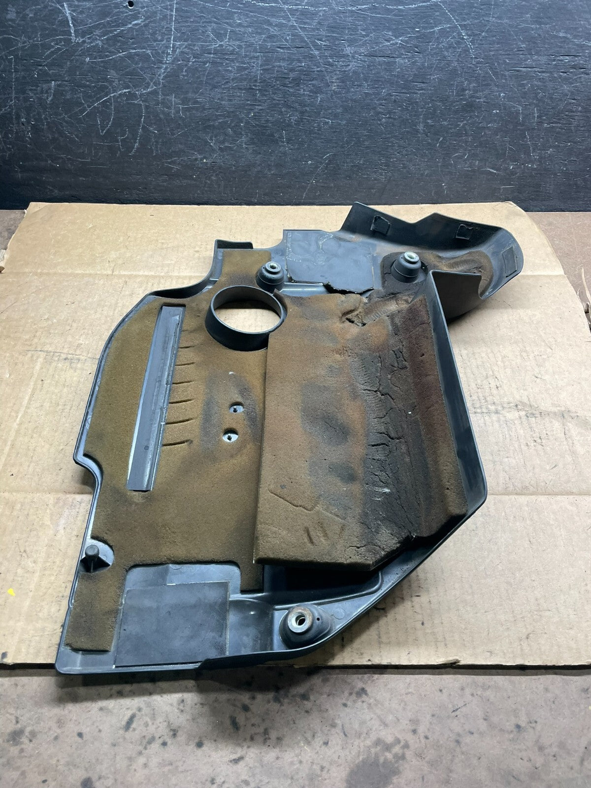 2007 to 2013 Nissan Altima 2.5 L Engine Cover L3695 DG7