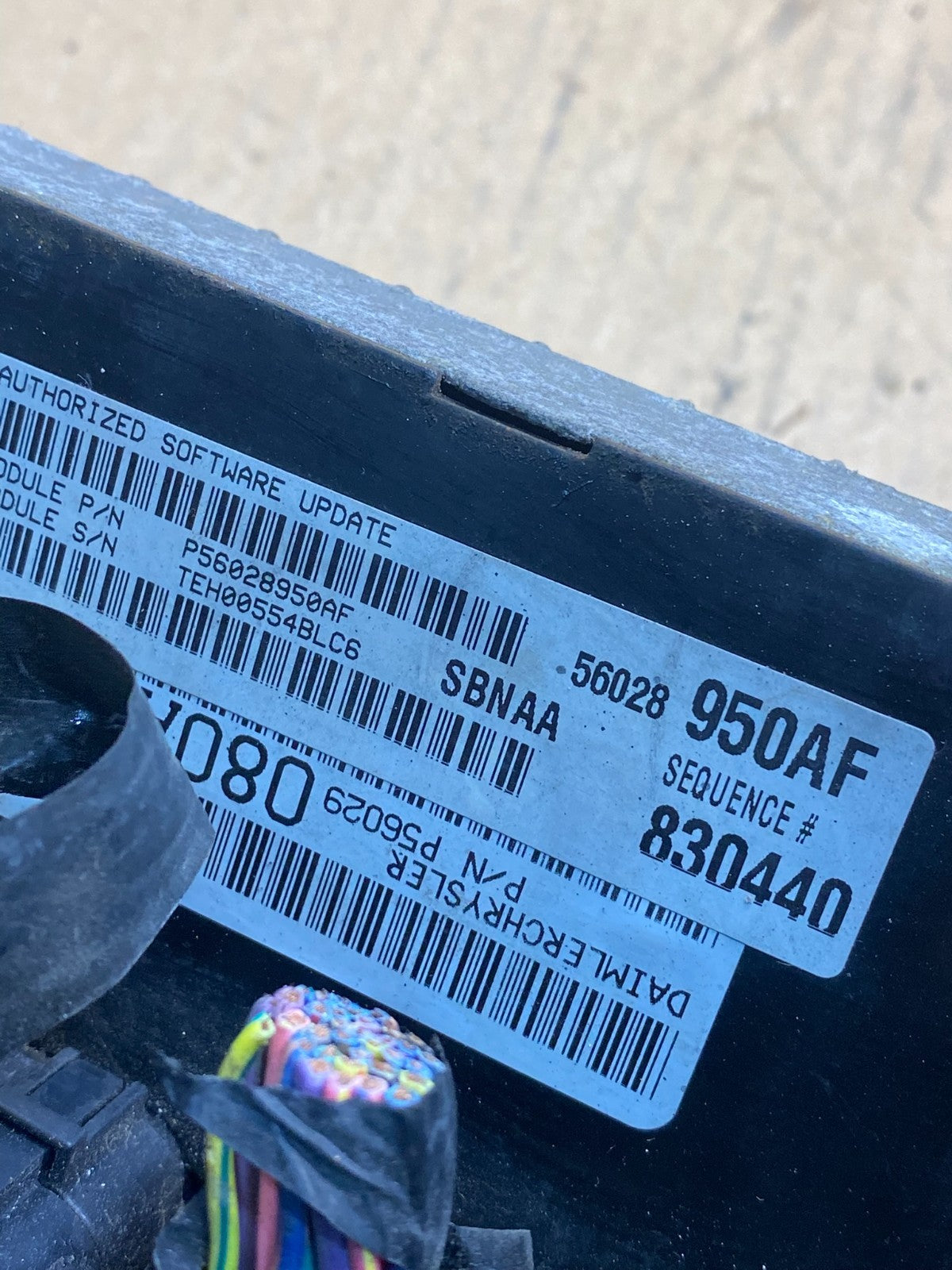 2005 Dodge Durango 4.7 Engine Contol Module Computer ECM ECU AH5022 DG2
