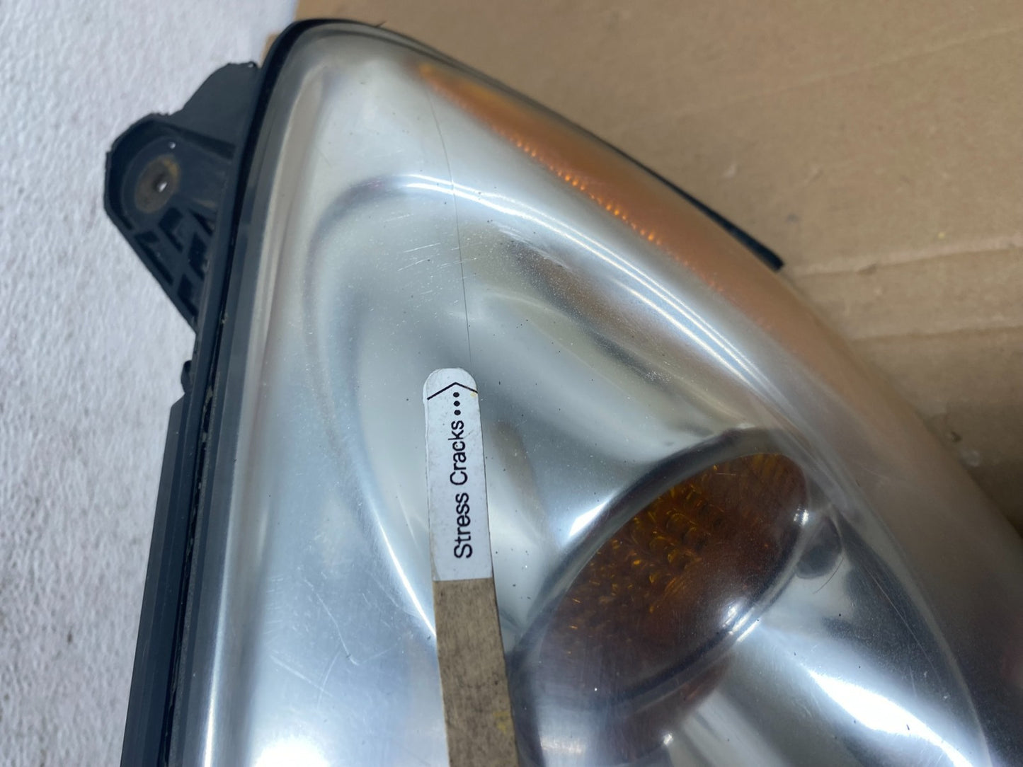 2005 to 2009 Pontiac G6 Headlight Left Driver LH Side Halogen AD7935 DW4