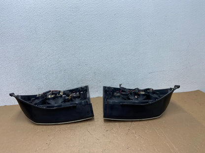 2005 to 2009 Hyundai Tucson Left+Right Side Black Tail Lights AD8052 DG8