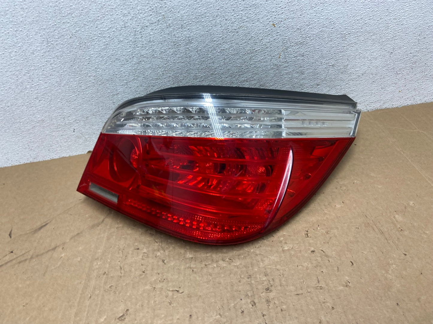 2008 2009 2010 BMW 5 525i 530i Right Passenger Rh Tail Side Light AG1092 LK0