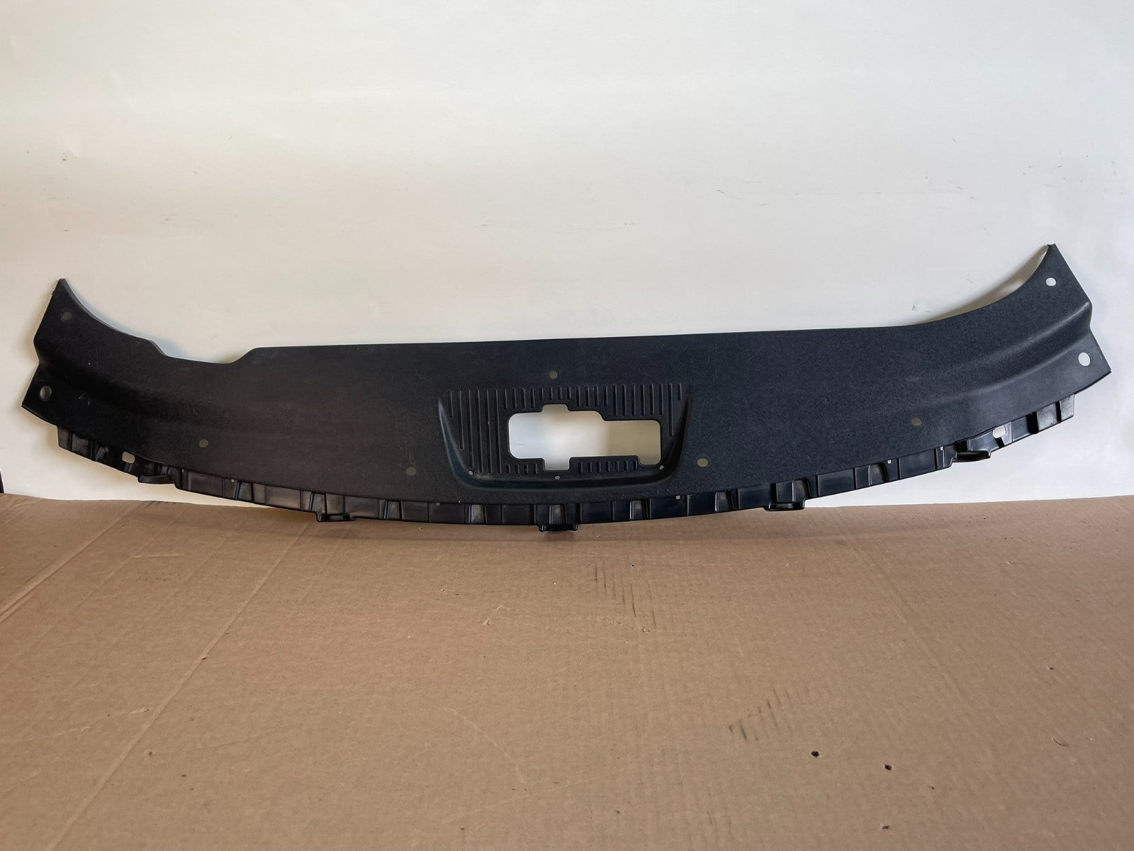 2015-2017 Hyundai Sonata Front Bumper Radiator Core Cover Grille AG1004 DG0