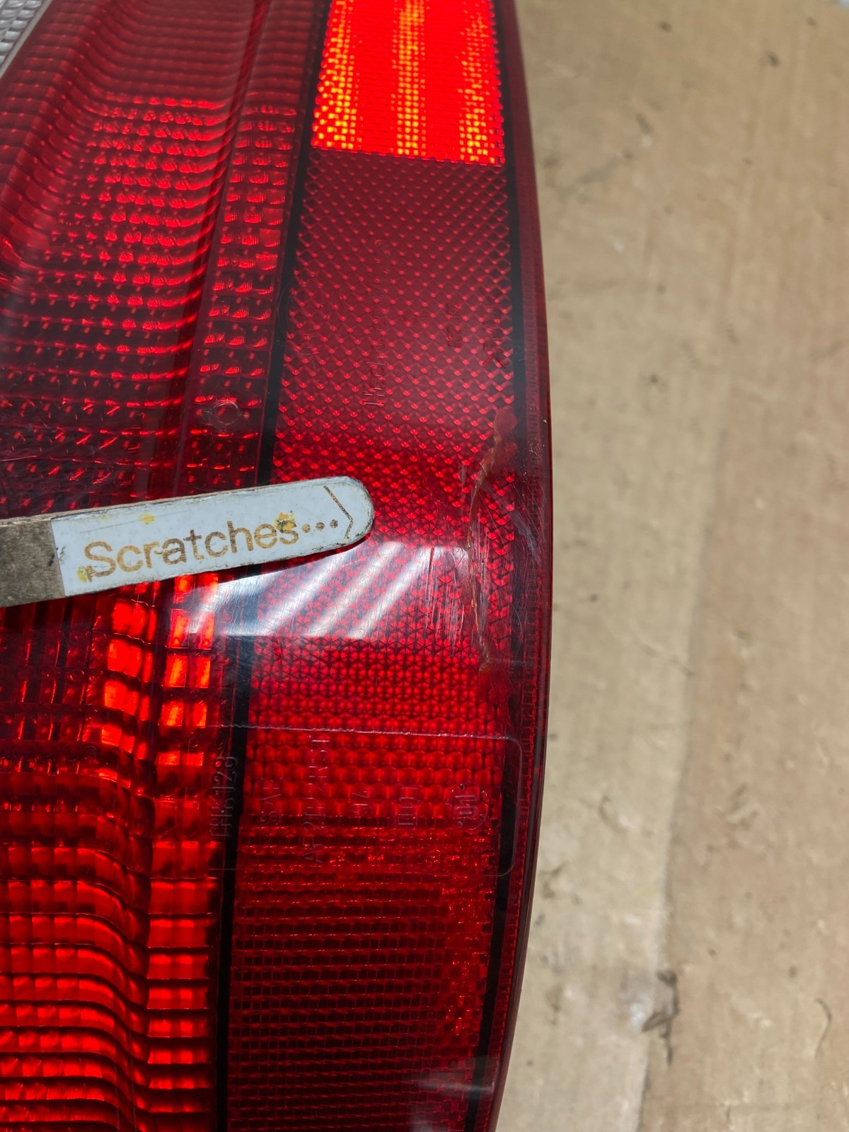 1998 to 2001 Mercedes ML320 ML-Class Right Passenger Rh Tail Light AI9310 LK3