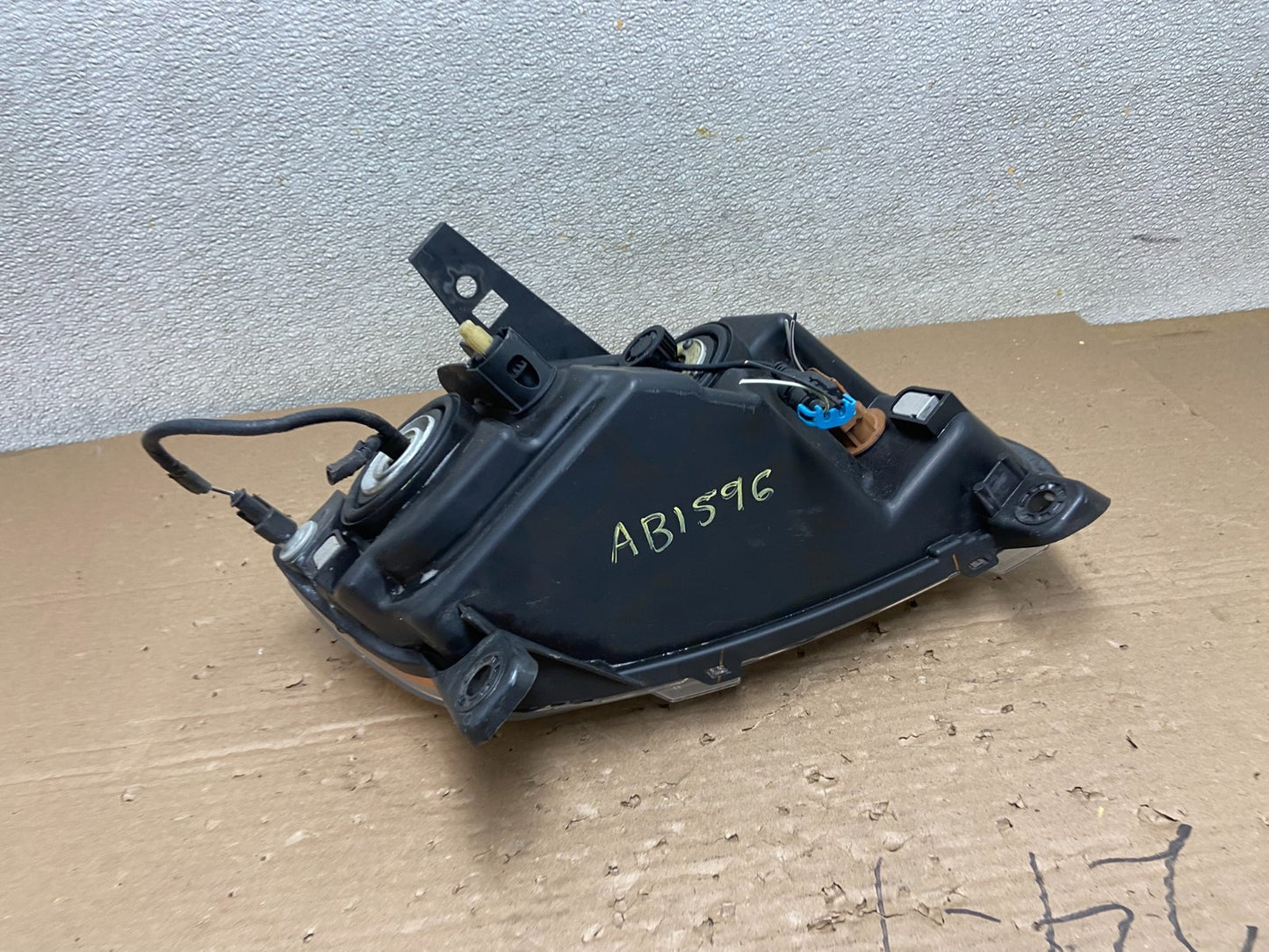 2011 to 2013 Jeep Grand Cherokee Halogen Left Driver Lh Headlight Oem AB1596 DW7