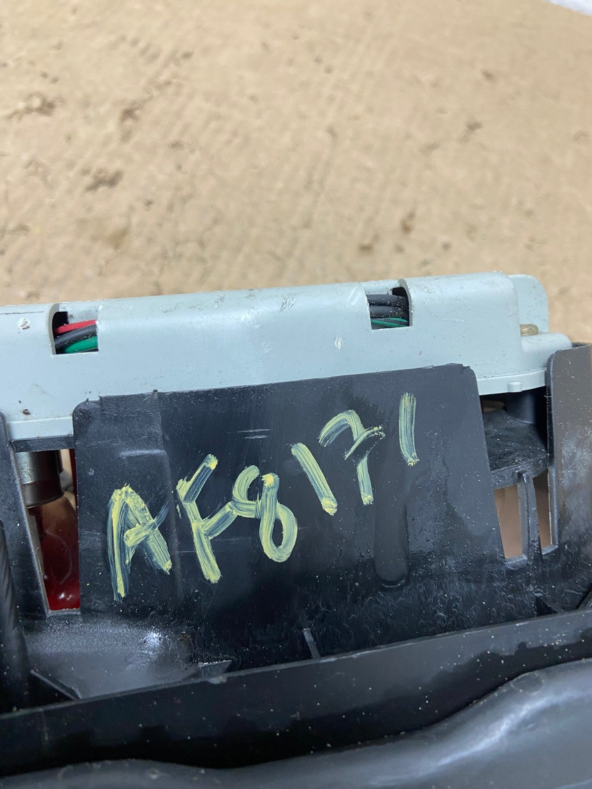 1998 to 2001 Acura Integra Right Passenger RH Side Inner Tail light AF8171 LK7