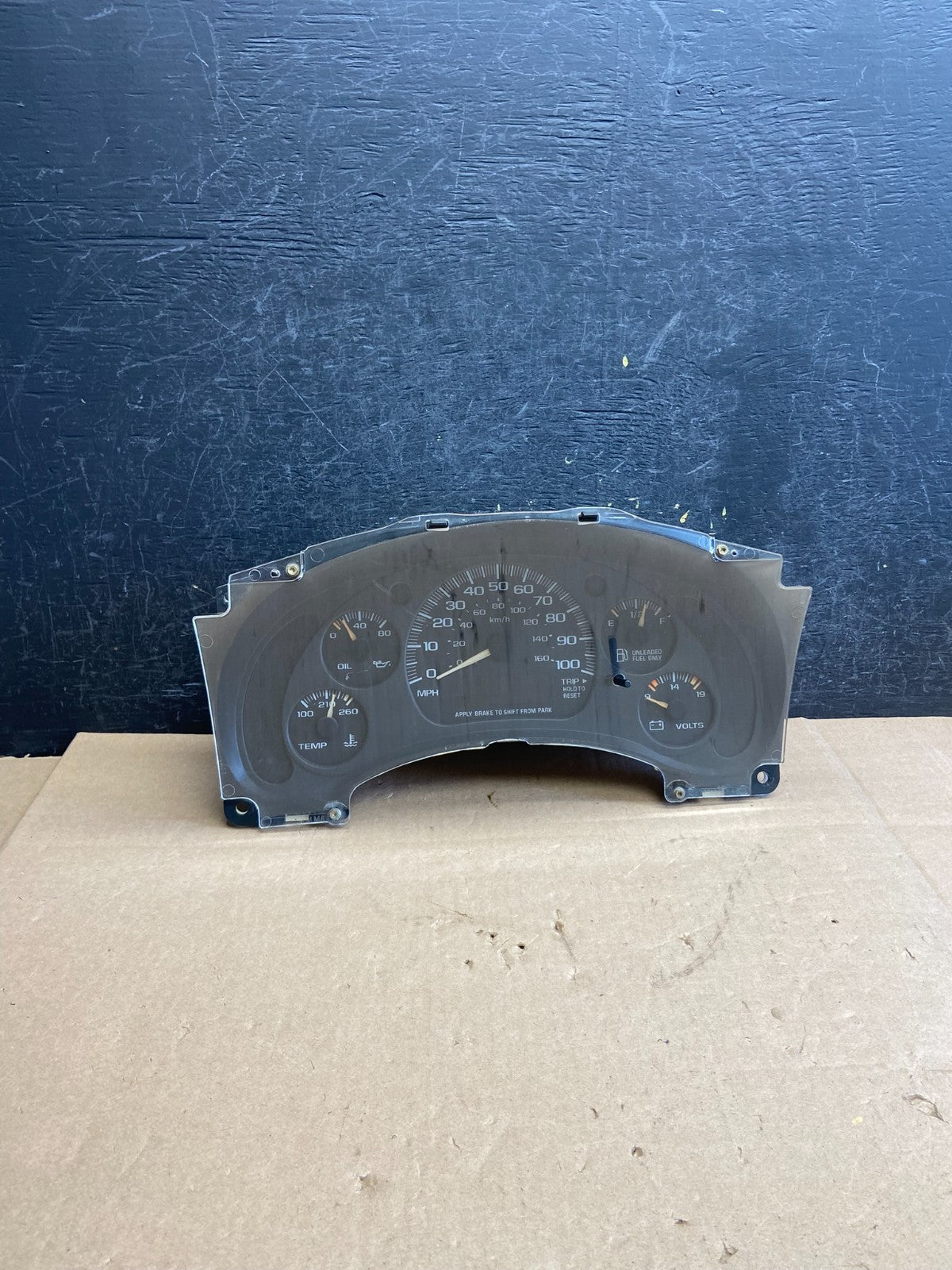 2000 to 2005 Chevrolet Astro Cluster Gauge Speedometer ECM AI3251 DG0